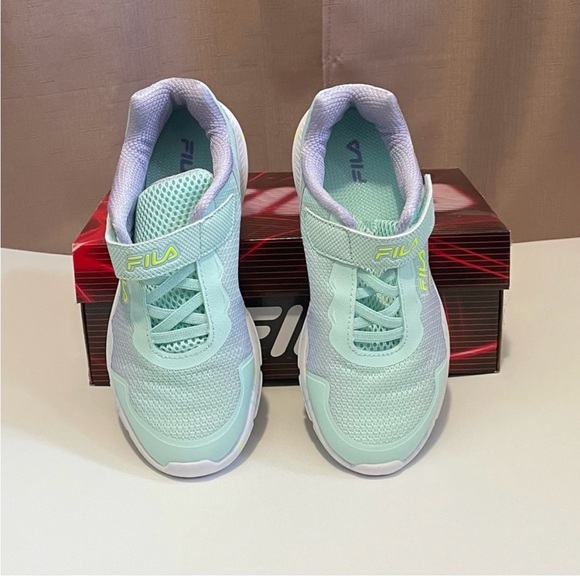 NWT Fila Kids' 3.5 Pastel Purple and Green Athletic Sneakers - Picture 4 of 5